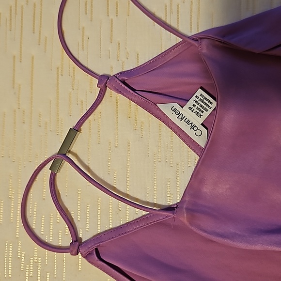 Calvin Klein Purple Silky top - Picture 2 of 2